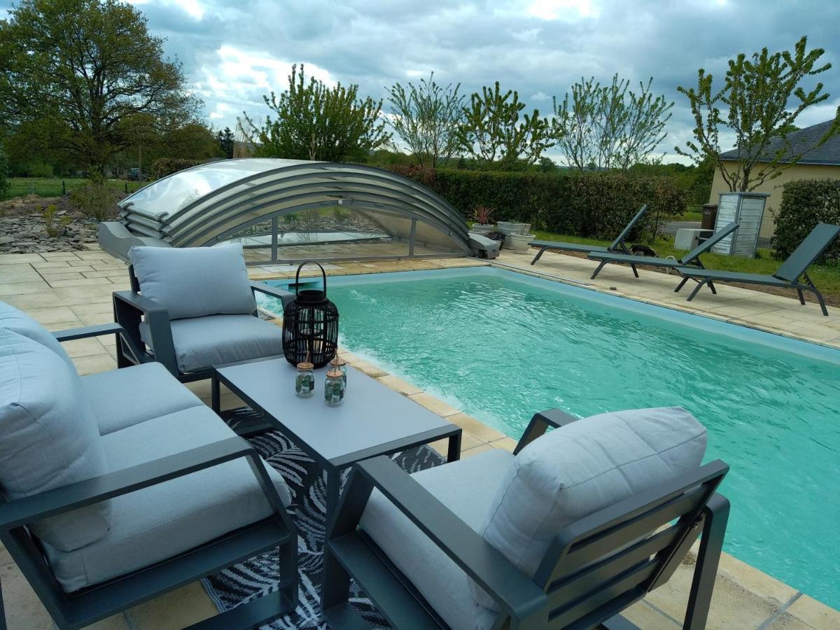 La Chapelle-de-Brain Maison/Villa Avec Piscine Privee Gite Brain D'Eau מראה חיצוני תמונה